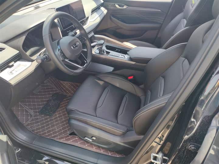 Фото 15 - Geely Preface