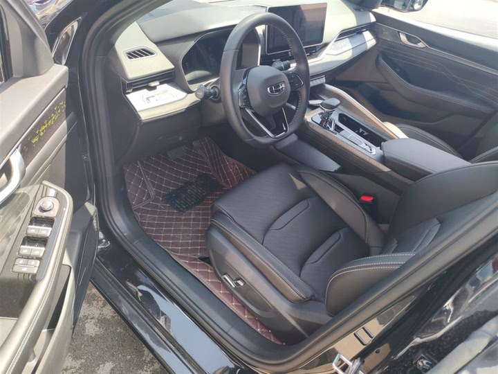 Фото 16 - Geely Preface