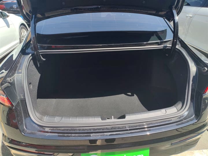 Фото 19 - Geely Preface