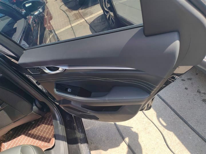 Фото 27 - Geely Preface