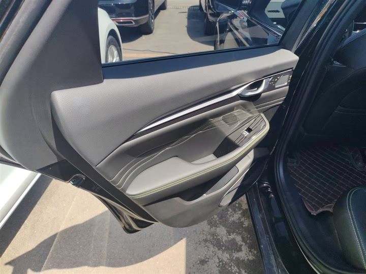 Фото 29 - Geely Preface