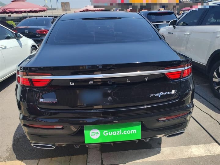 Фото 6 - Geely Preface