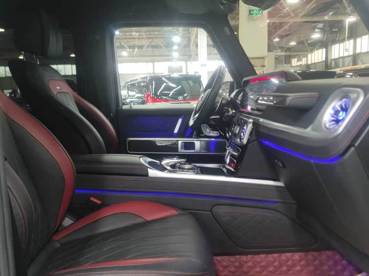 Фото 4 - Mercedes-Benz G-Class AMG