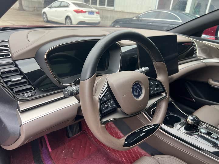 Фото 12 - BYD Han