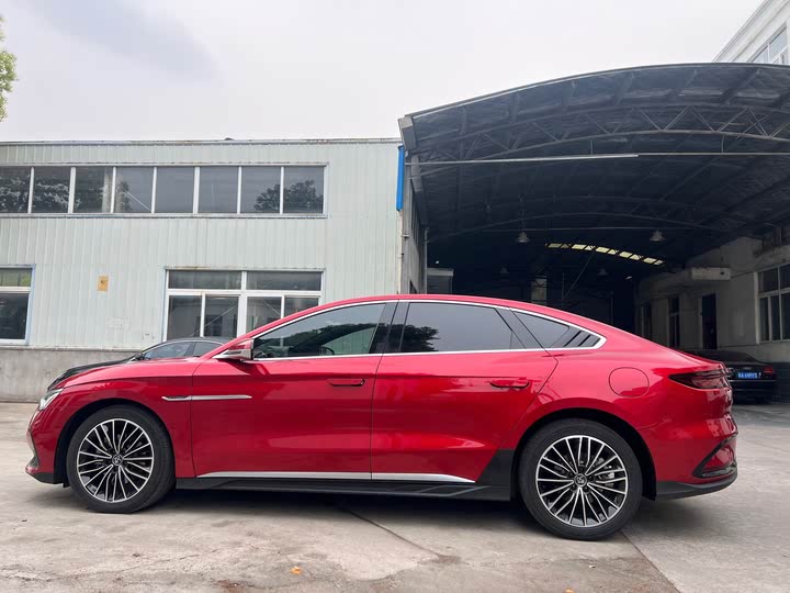 Фото 4 - BYD Han