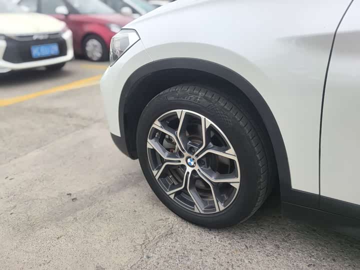 Фото 16 - BMW X1