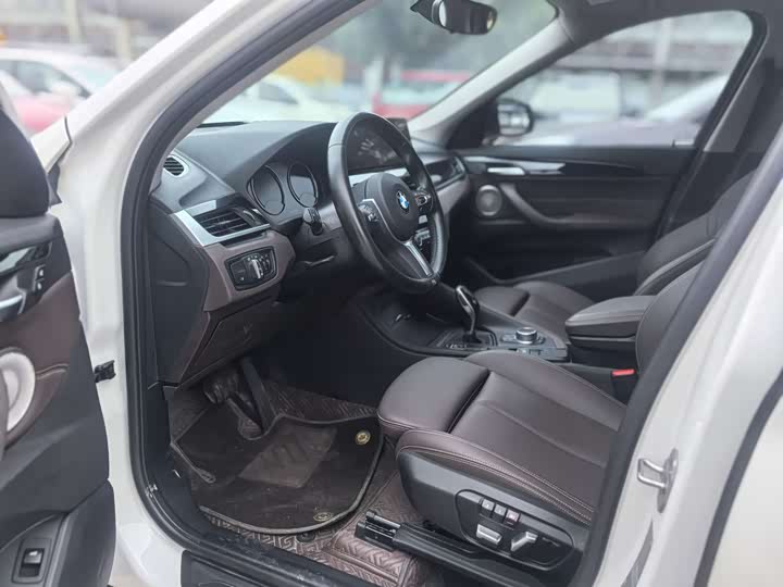 Фото 19 - BMW X1