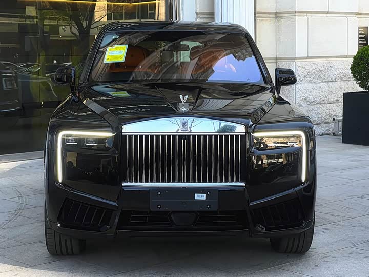 Фото 3 - Rolls-Royce Cullinan