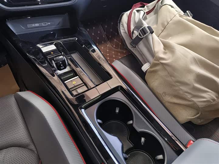 Фото 14 - Volkswagen Lamando L