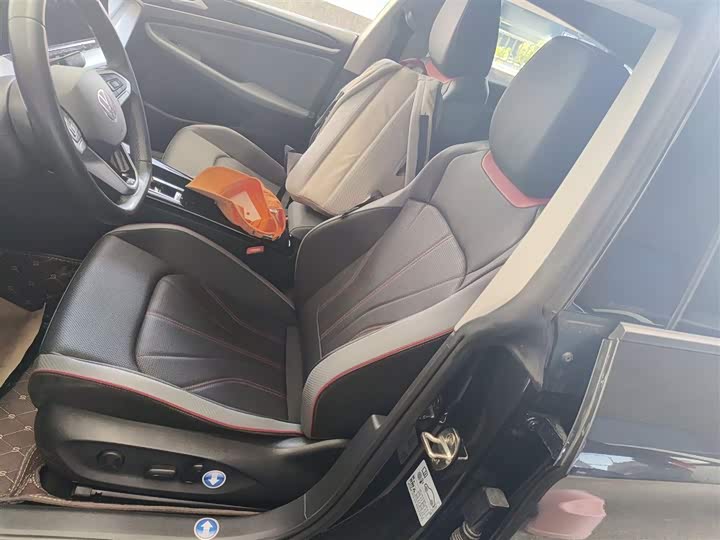 Фото 15 - Volkswagen Lamando L