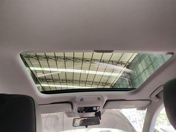 Фото 18 - Volkswagen Lamando L