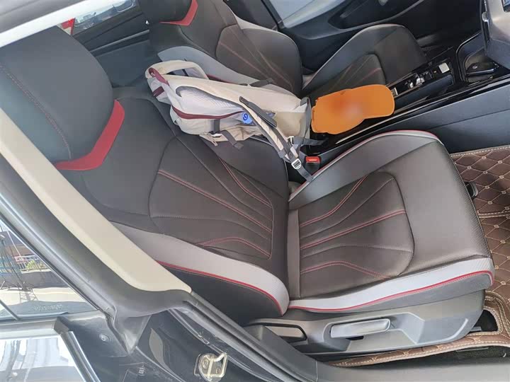 Фото 25 - Volkswagen Lamando L