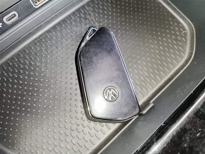 Фото 9 - Volkswagen Lamando L