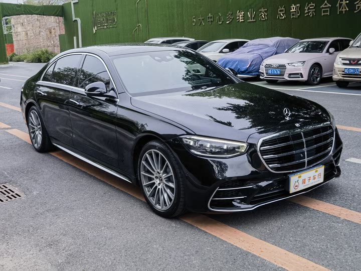 Фото 3 - Mercedes-Benz S-Class