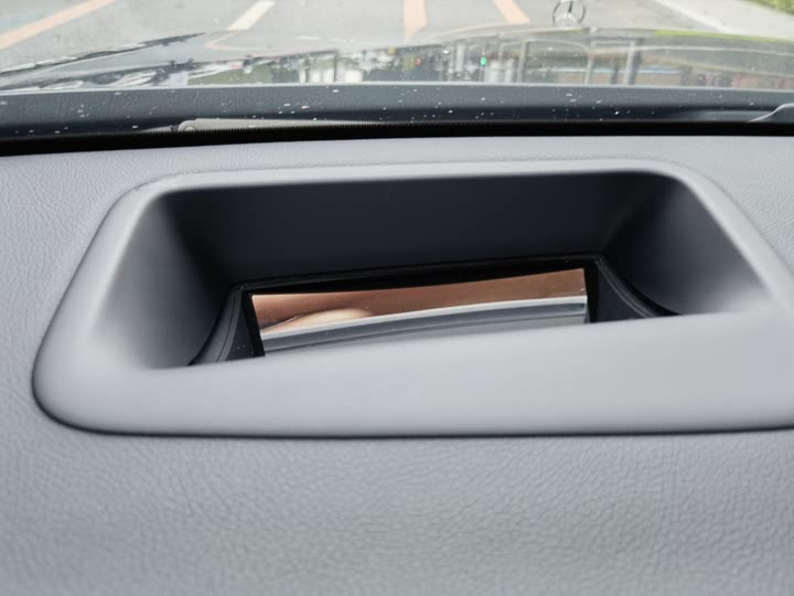 Фото 8 - Mercedes-Benz S-Class