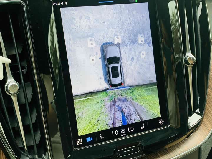 Фото 6 - Volvo XC60 Hybrid