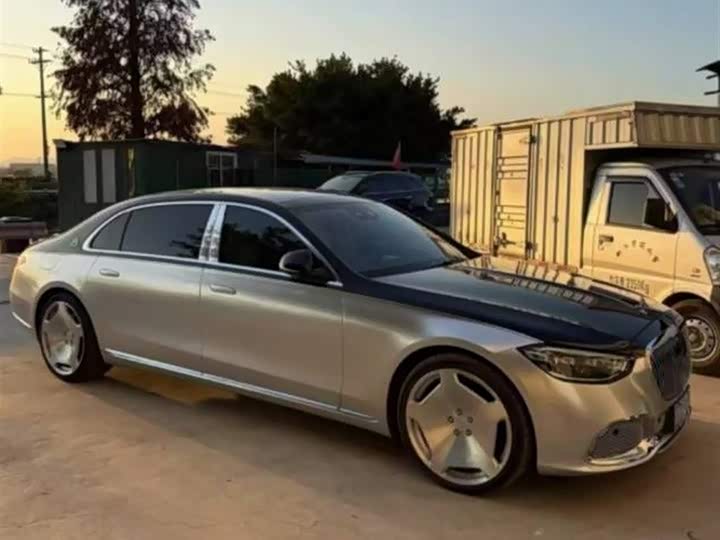 Фото 3 - Mercedes-Benz Maybach S-Class