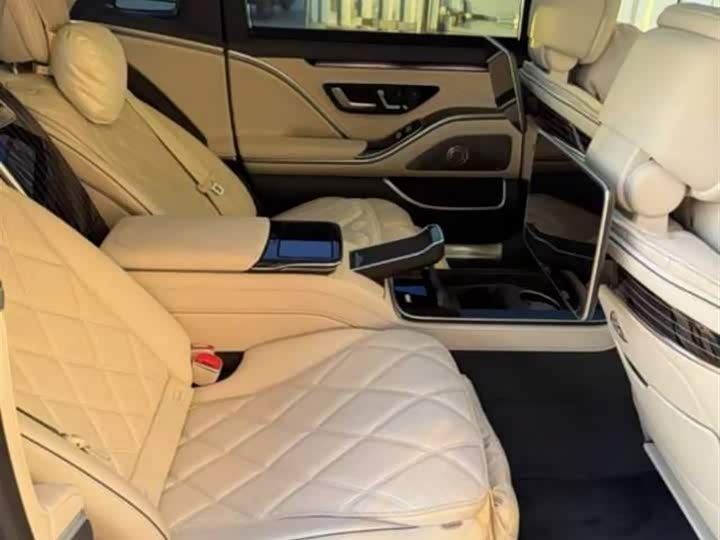 Фото 5 - Mercedes-Benz Maybach S-Class