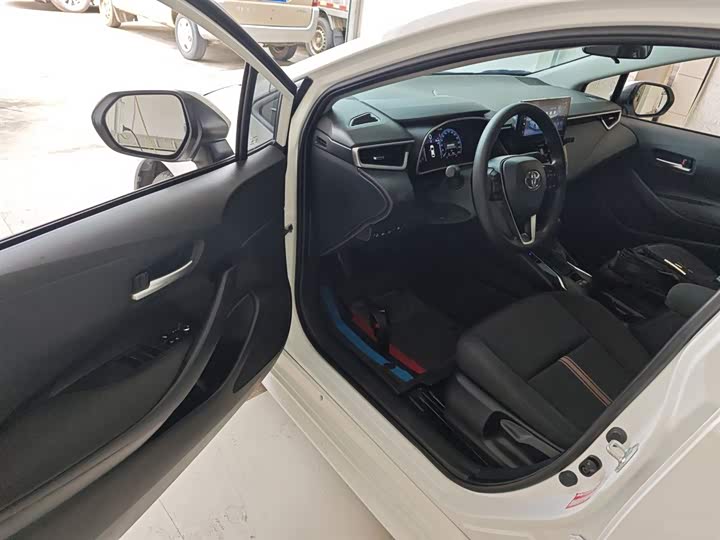 Фото 16 - Toyota Levin