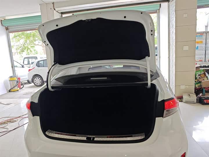 Фото 19 - Toyota Levin