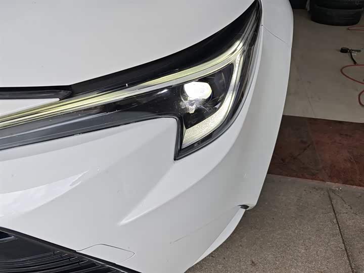 Фото 24 - Toyota Levin