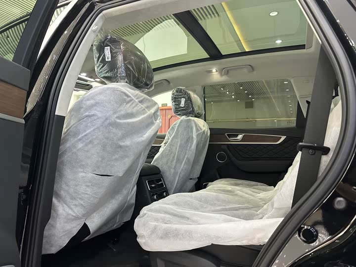 Фото 8 - Hongqi HS7