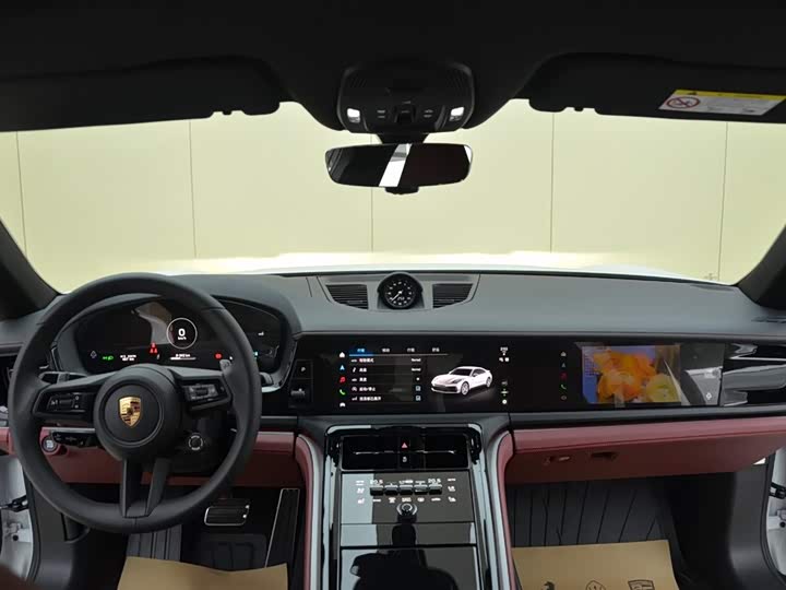 Фото 15 - Porsche Panamera