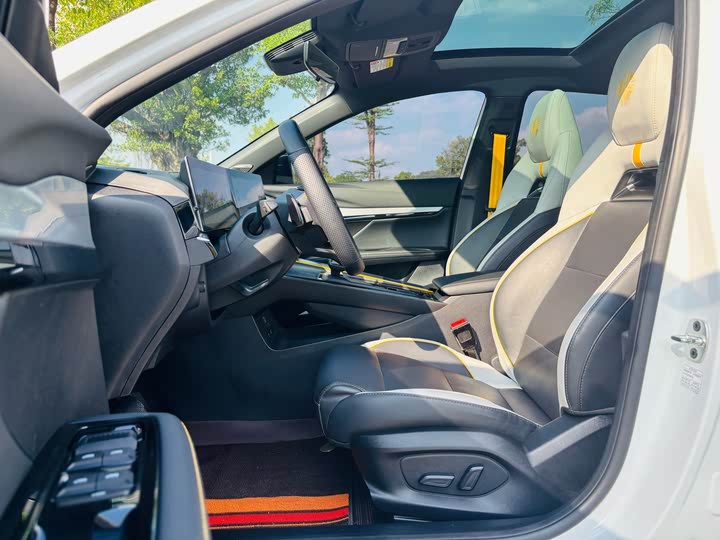 Фото 12 - MG Motor 5 Scorpio