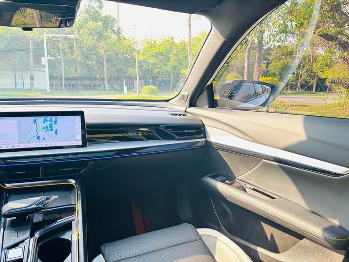 Фото 18 - MG Motor 5 Scorpio