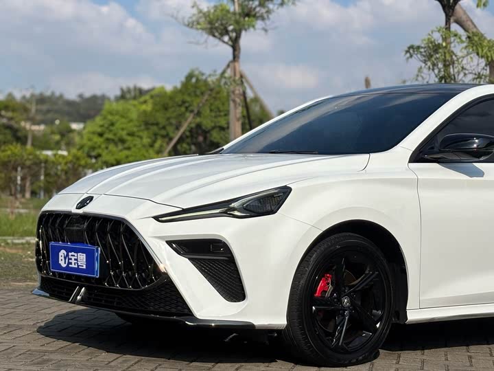 Фото 4 - MG Motor 5 Scorpio