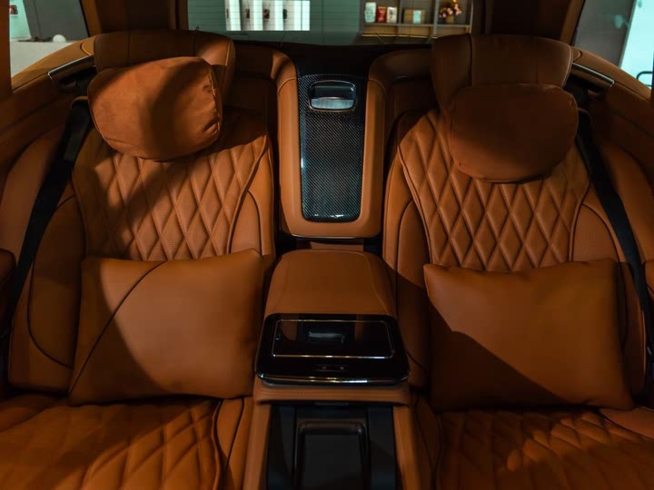 Фото 15 - Mercedes-Benz GLS-Class