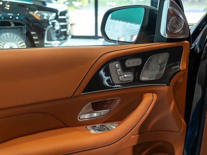 Фото 25 - Mercedes-Benz GLS-Class