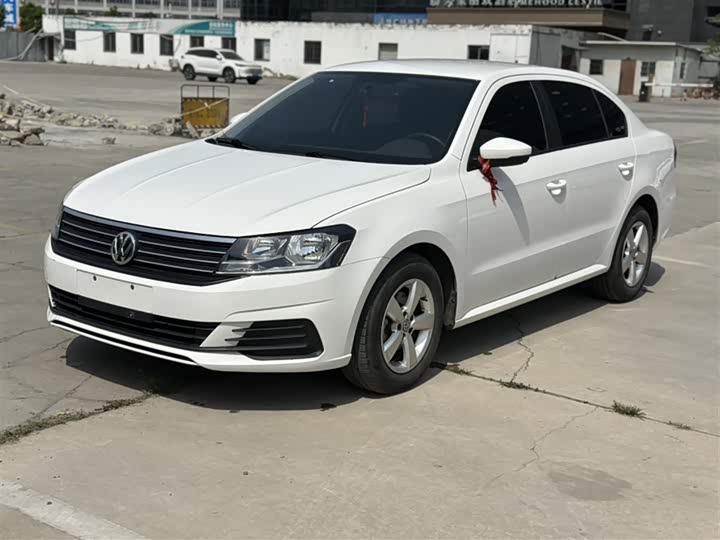 Фото 2 - Volkswagen Lavida