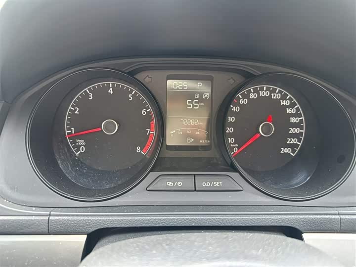 Фото 4 - Volkswagen Lavida