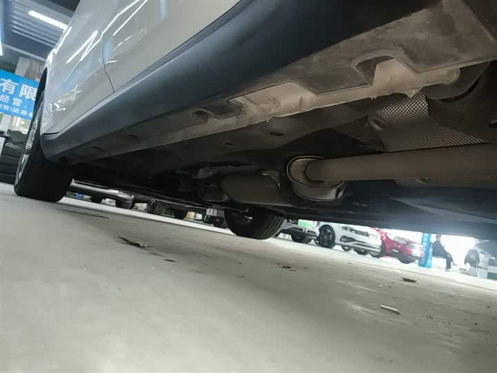 Фото 22 - Geely Jiaji