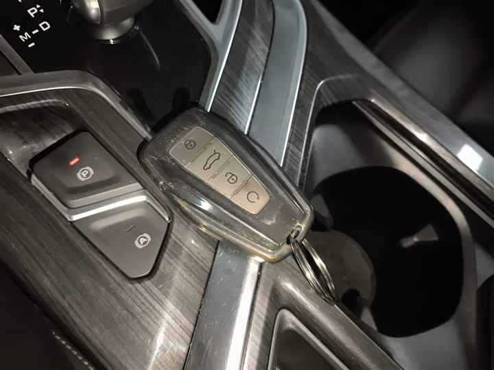 Фото 9 - Geely Jiaji