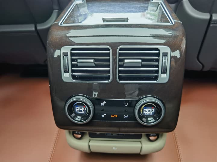 Фото 18 - Land Rover Range Rover