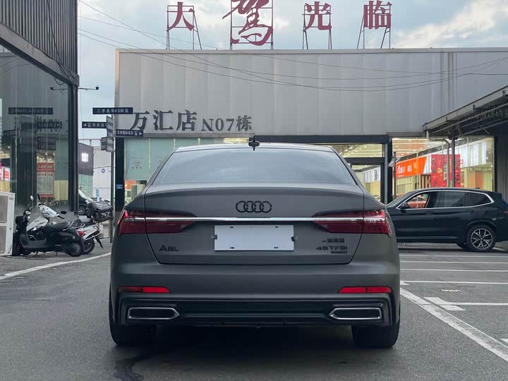 Фото 12 - Audi A6L