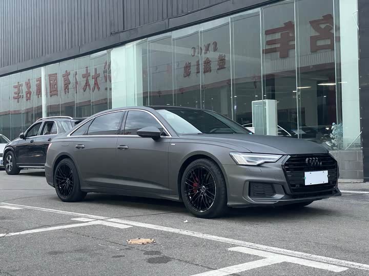 Фото 3 - Audi A6L