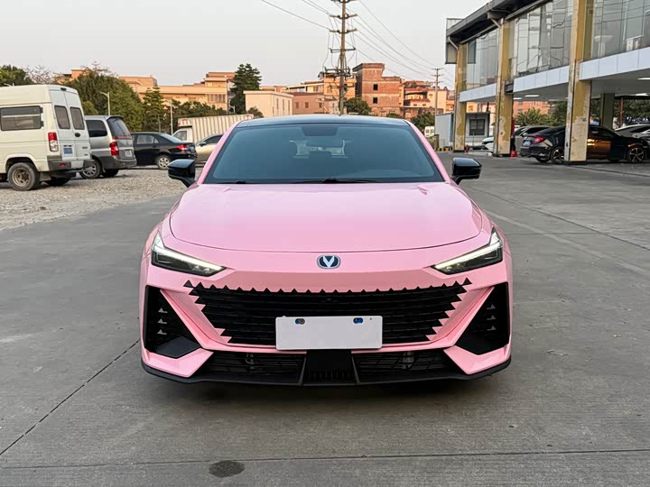 Фото 2 - Changan UNI-V