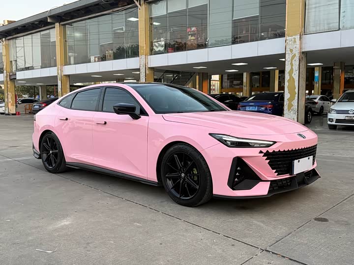 Фото 3 - Changan UNI-V