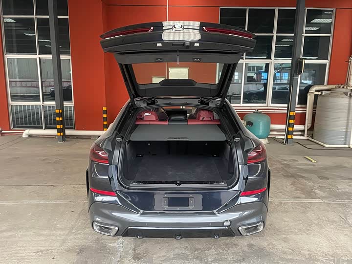 Фото 14 - BMW X6