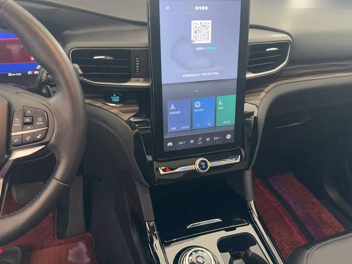 Фото 8 - Ford Explorer