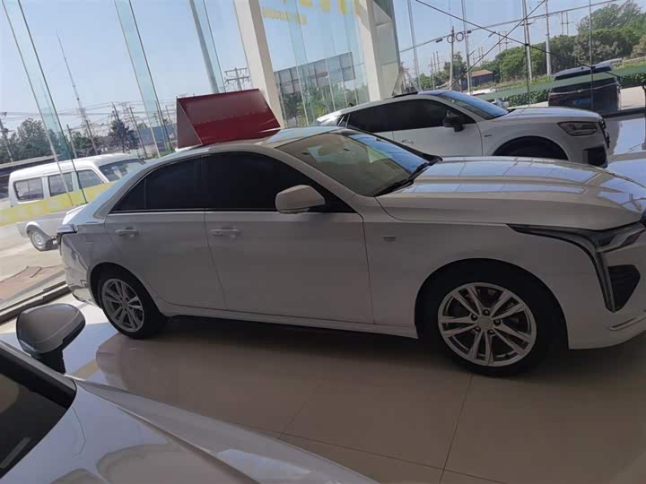 Фото 4 - Cadillac CT4