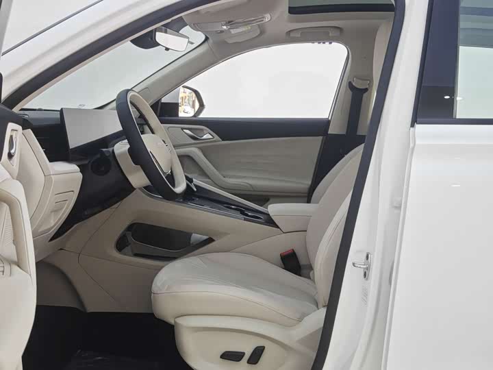 Фото 7 - Roewe D5X DMH