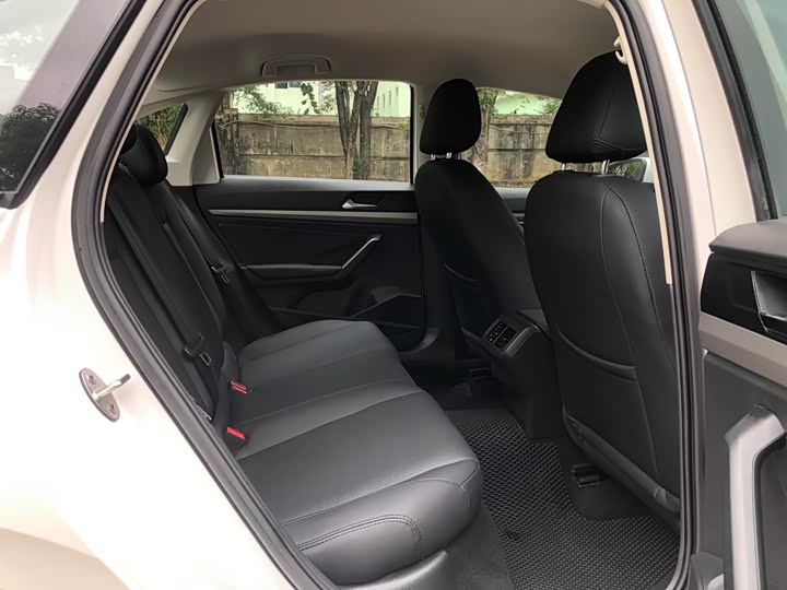 Фото 12 - Volkswagen Lavida