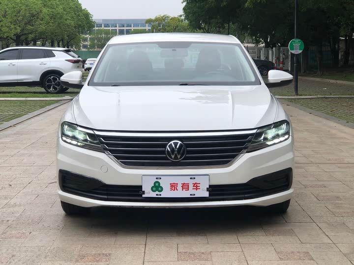 Фото 2 - Volkswagen Lavida