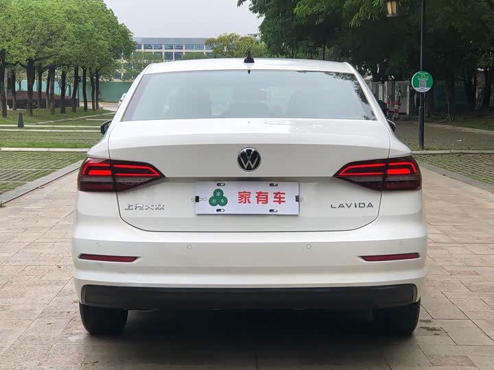 Фото 5 - Volkswagen Lavida