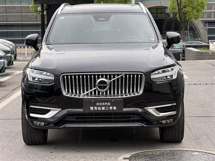 Фото 2 - Volvo XC90