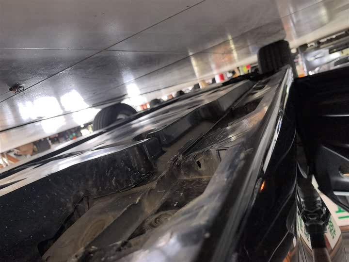 Фото 22 - Toyota Camry